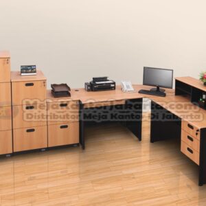 Meja Kantor UNO Classic Series 12