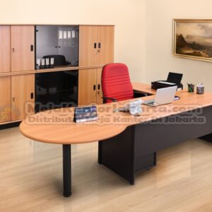 Meja Kantor UNO Classic Series 5